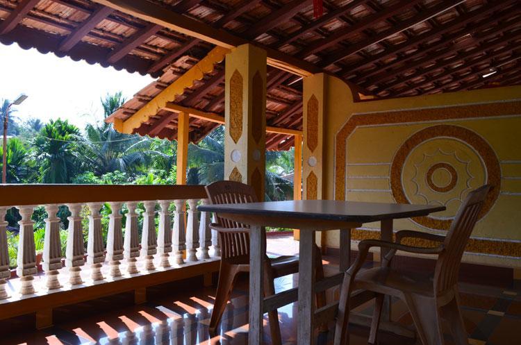 Nisarg Resort Guhāgar Exterior foto